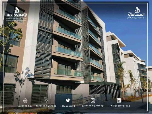 شقه للبيع بمدينتي بال b15  مساحه 